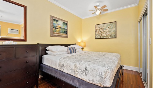 Deluxe Studio, Room 11, 1 King Bed with Sofa bed, Kitchenette