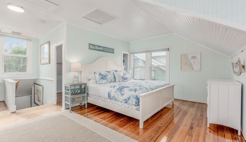 The Blue House, 3 Bedrooms, 2 Bathrooms