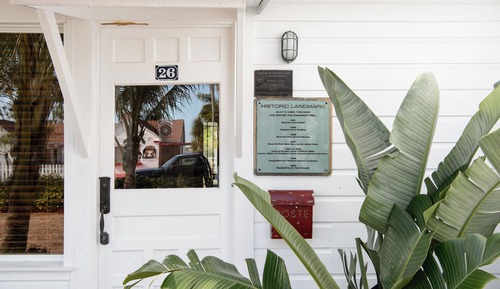 Ernest Lyons House, 3 Bedrooms, Pool Access, 2 Bathrooms