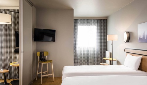 Studio, 2 Twin Beds
