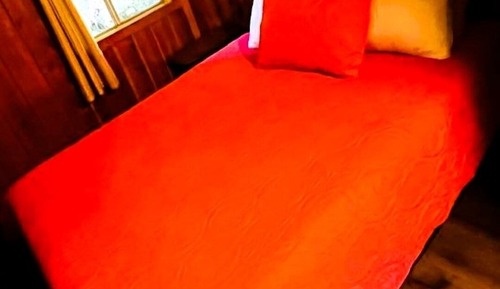 Classic Cottage, 1 Bedroom, Kitchen, River View (Cottage 8)