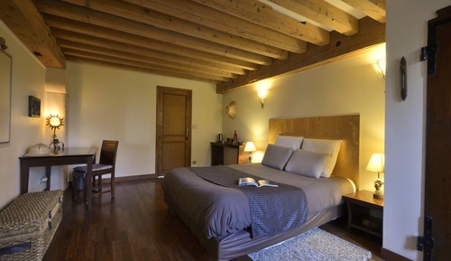 Comfort Suite, 1 Queen Bed, Ensuite