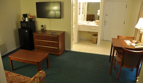 Suite, 1 Bedroom, Refrigerator & Microwave