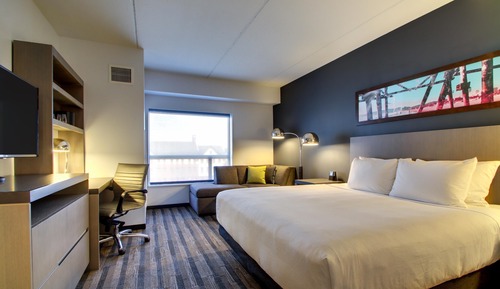 Standard Room, 1 King Bed