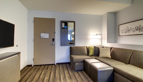 Suite, 1 King Bed with Sofa bed