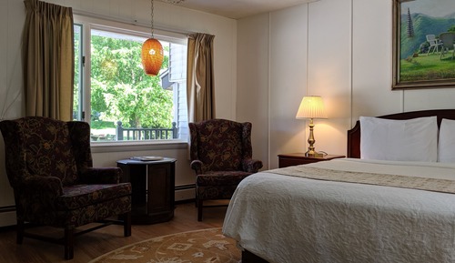 Deluxe Room, 1 King Bed