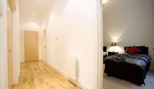 Standard Apartment, 3 Bedrooms (18 Golden Square)
