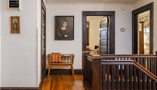Room (Queen 4)