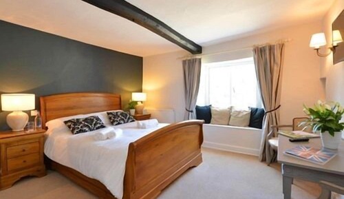 Superior Double Room, Ensuite, Garden View