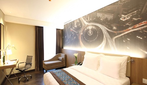 Deluxe Room, 1 Queen Bed