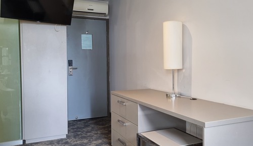 Standard Studio, 1 Queen Bed, Non Smoking, Kitchen