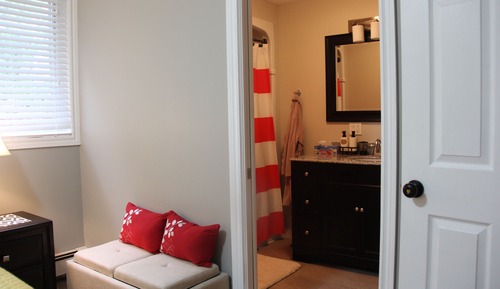 Deluxe Room, 1 Queen Bed (42B)