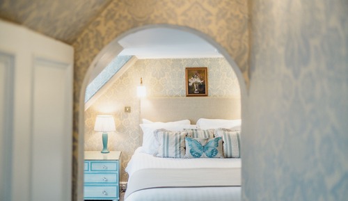 Room, 1 Double Bed (Small with Shower)