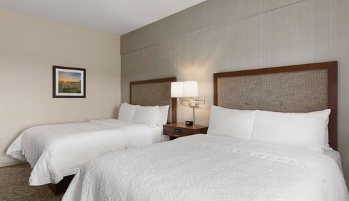 Room, 2 Queen Beds, Non Smoking