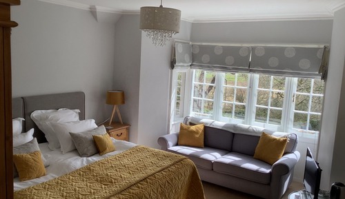 Double or Twin Room, Ensuite (King-size Bed)