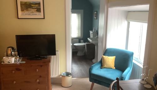 Double Room, Ensuite (King-size Bed)