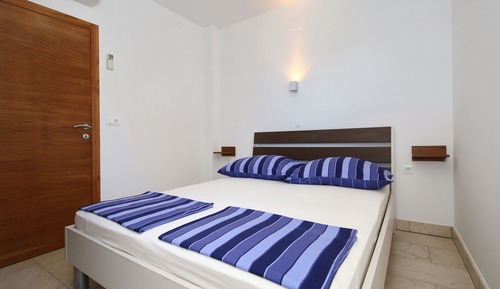 Standard Apartment, 1 Double Bed with Sofa bed, Poolside