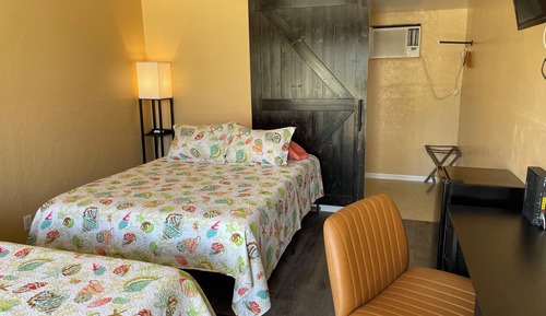 Deluxe Room, Multiple Beds, Refrigerator & Microwave, Ground Floor