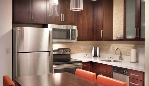 Studio, 1 King Bed with Sofa bed (Mobility/Hearing Accessible, Tub)