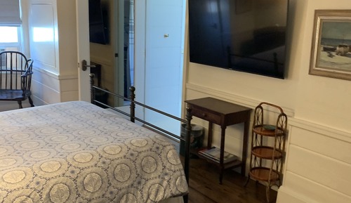 Deluxe Room, 1 Queen Bed, Accessible