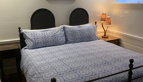 Petite Garden View Basement Level