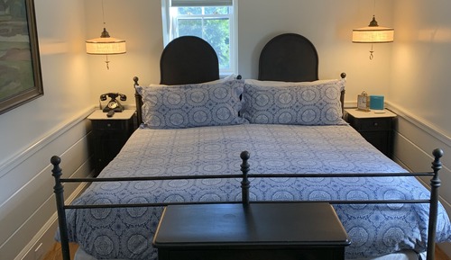 Standard Room, 1 King Bed