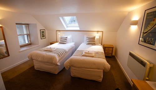 Comfort Twin Room (Ferry Inn)