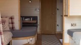 Cabin, Ensuite (Glamping Pod The Badger)