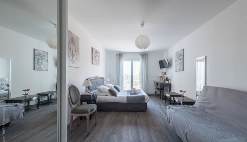 Family Quadruple Room, 2 Queen Beds, Balcony