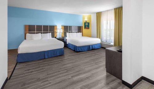 Studio Suite, Multiple Beds, Non Smoking