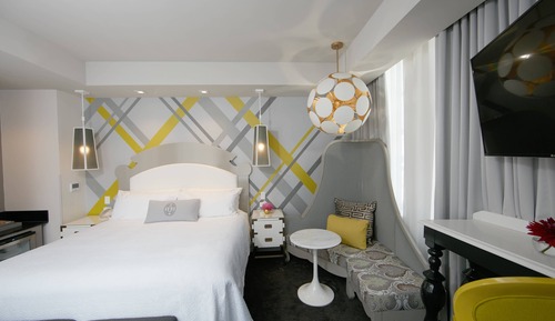 Room, 1 King Bed, City View (Hearing Accessible)