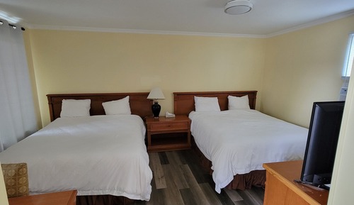 Basic Room, 2 Queen Beds