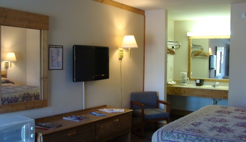 Traditional Single Room, 1 King Bed, Non Smoking