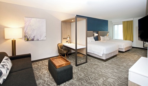 Suite, Multiple Beds (Mobility Accessible, Roll-in Shower)