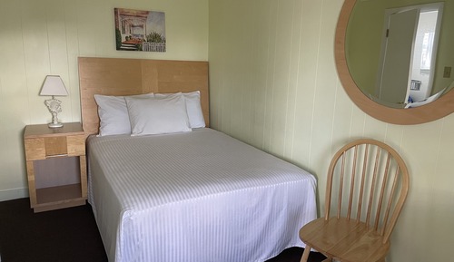 Motel #2 - 2 room kitchenette