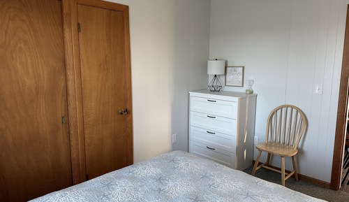 Apartment #7 - 2 bedrooms, full kitchen, private deck w/partial ocean view 