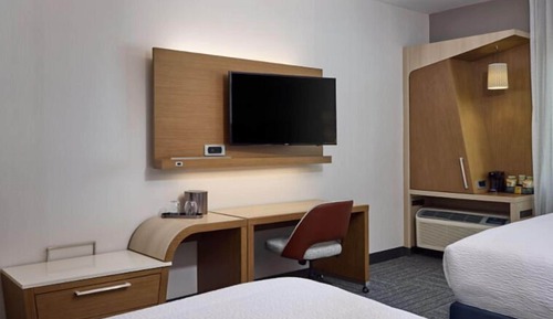 Room, 2 Queen Beds (Hearing Accessible)