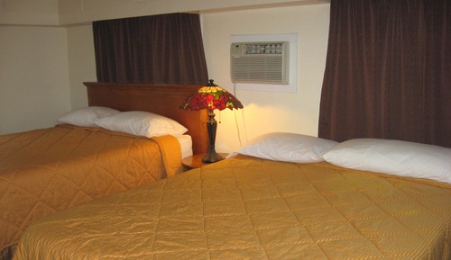 Standard Room, 2 Queen Beds, Non Smoking, No Pets, Kitchen, (2 Queens Living Room & Kitchen)