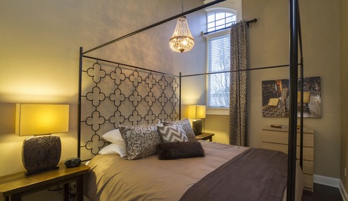 Traditional Apartment, 2 Bedrooms, Non Smoking, Fireplace (6TH)