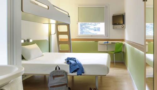 Triple Room, Multiple Beds