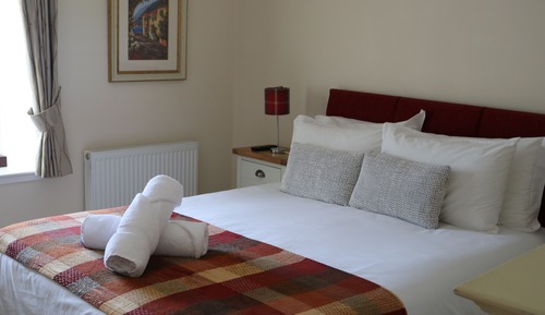 Double Room, Sea View (Laphroaig)