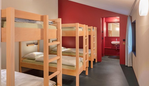 Room, Shared Bathroom (Sextuple)