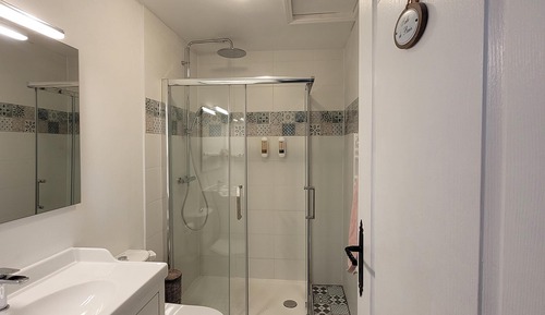 Twin Room, Private Bathroom (Les Deux Roches)
