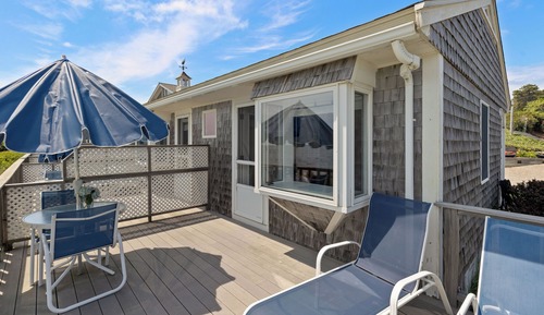 Oceanfront Efficiency, 1 King Bed