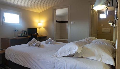 Classic Room, Terrace, Mountain View (Attic room)