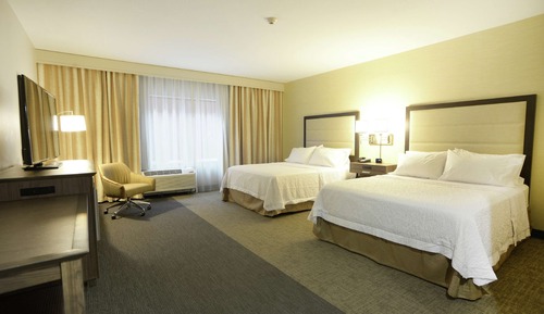 Room, 2 Queen Beds, Accessible, Non Smoking