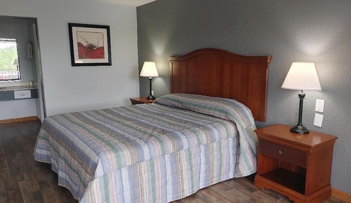 Standard Room, 1 King Bed, Non Smoking