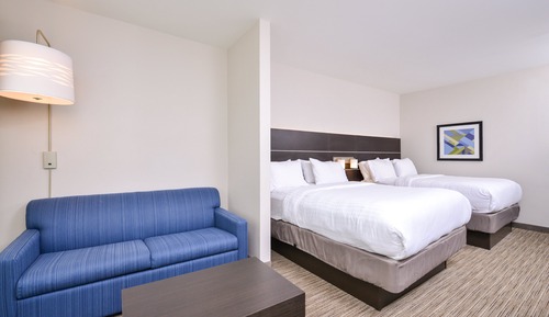 Suite, Multiple Beds