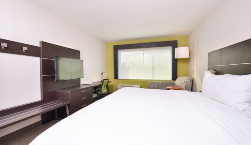 Standard Room, 1 King Bed, Accessible (Communication)