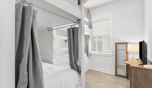 Townhome, 3 Bedrooms (Azure Abode)